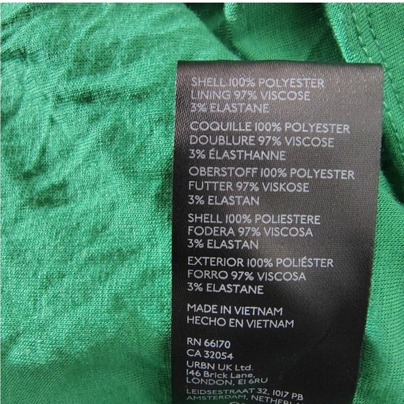 Elegant Green Dress - Picture 4 of 6